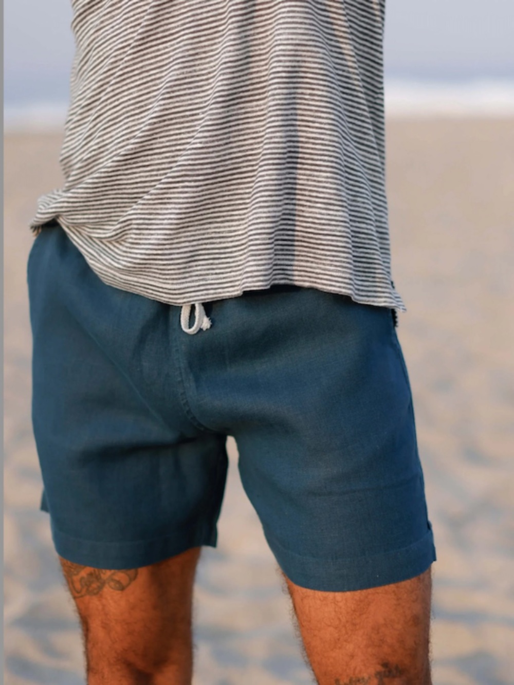 Alex Crane Blue Linen Shorts in Large